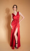 SECRET WISH long red cocktail dress, made of satin pleats with silk effect, veil lining for extra comfort